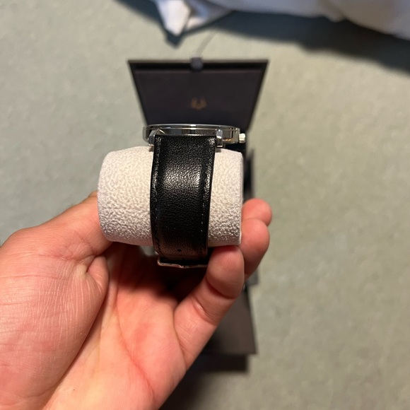 Men’s bulova watch - Picture 2 of 7